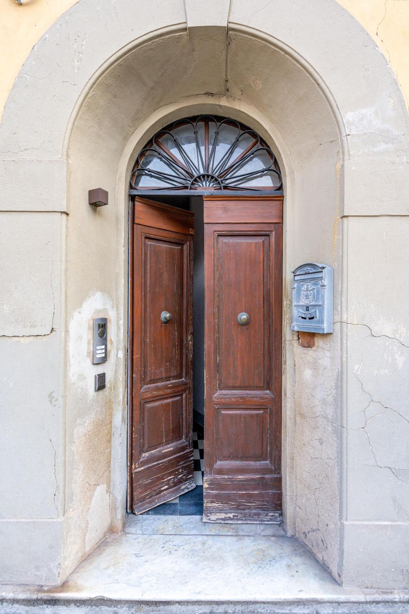 B&B Via Corsica 10 Pisa Eksteriør bilde